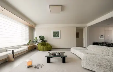 私宅设计丨木与白：极简舒适的家